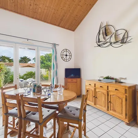 A Pied, Maison Avec Jardin Pour 4 Saint-Hilaire-de-Riez