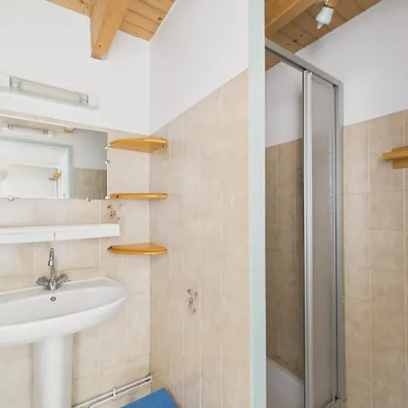 A Pied, Maison Avec Jardin Pour 4 *