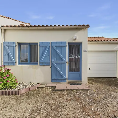 Holiday home A Pied, Maison Avec Jardin Pour 4